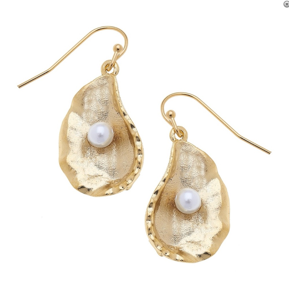Susan Shaw oyster earrings with fresh water pearl